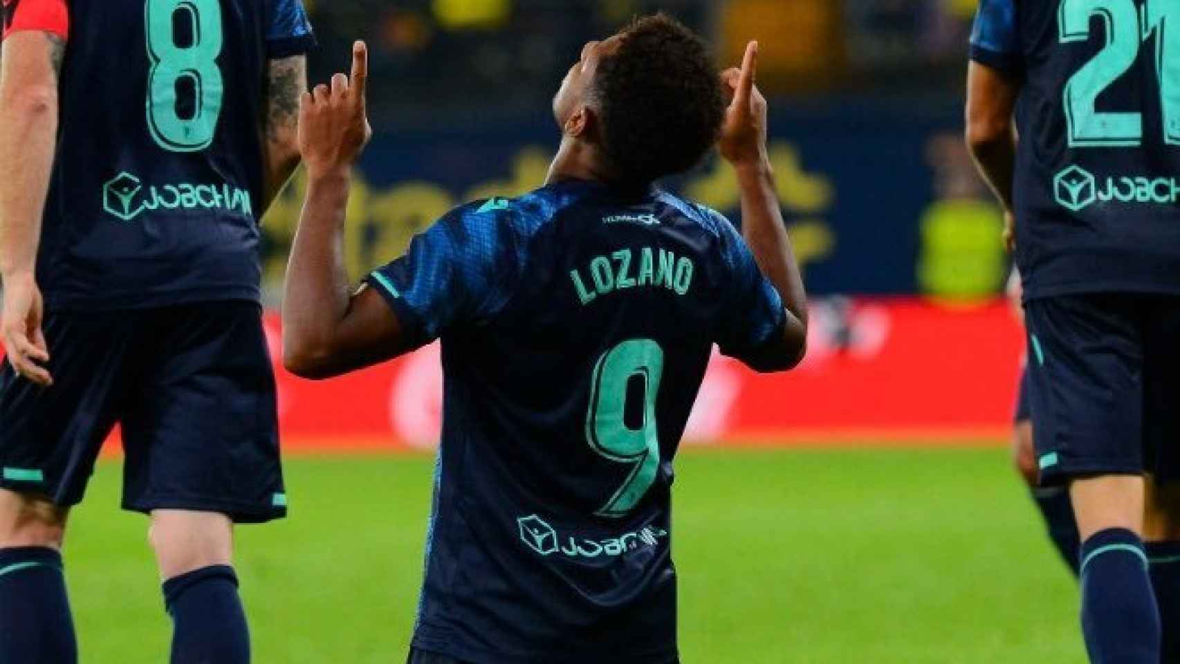 El 'Choco' Lozano celebra un gol del Cádiz en La Liga 2021/2022