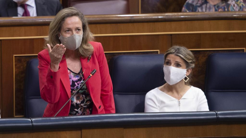 Las vicepresidentas Nadia Calviño y Yolanda Diaz.