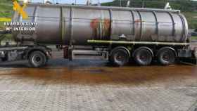 Camión cisterna desde el que partió el vertido de 16.000 litros de cloruro férrico en La Bureba / Guardia Civil de Burgos