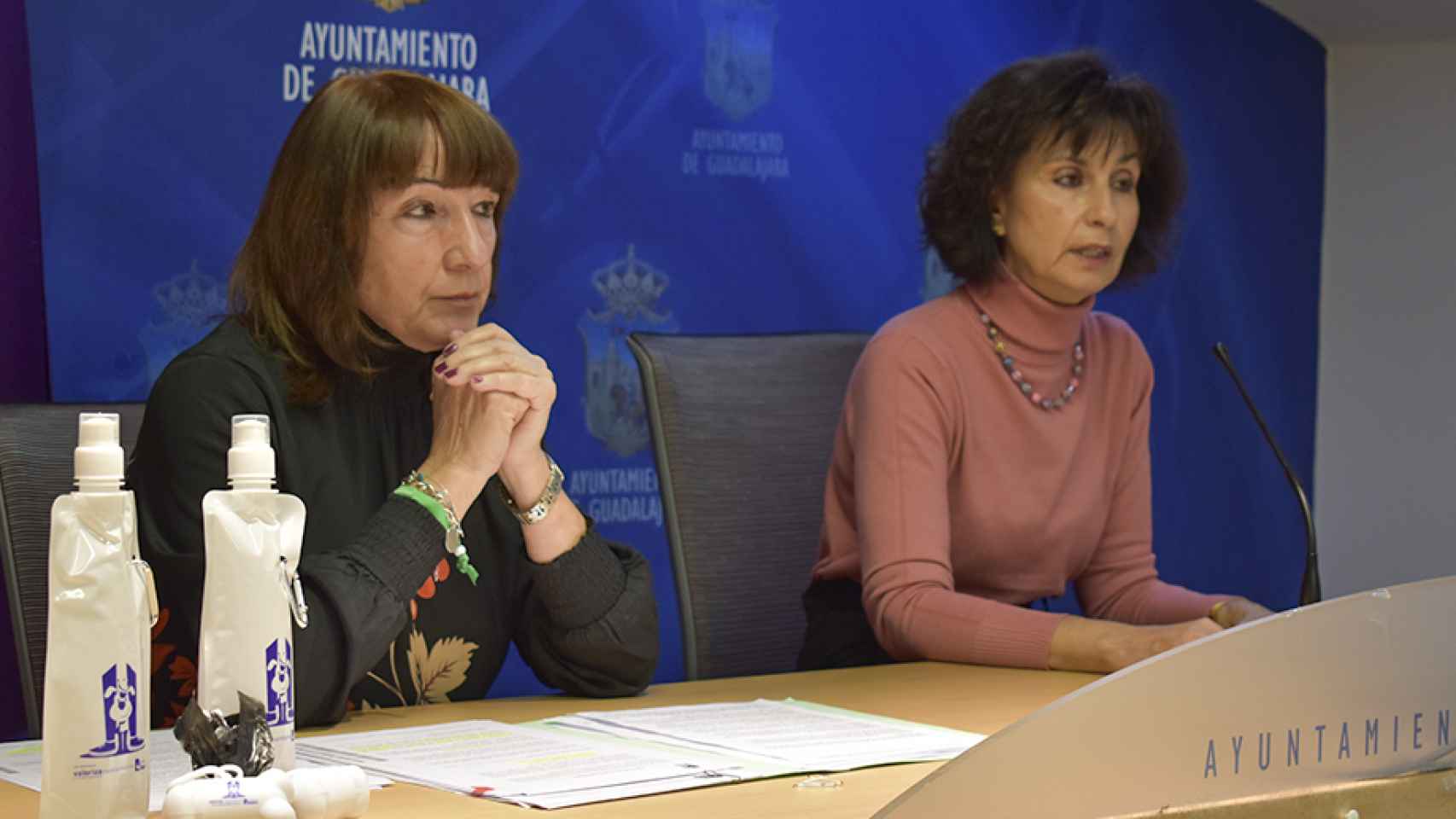 María Ángeles García y Pilar Sánchez.
