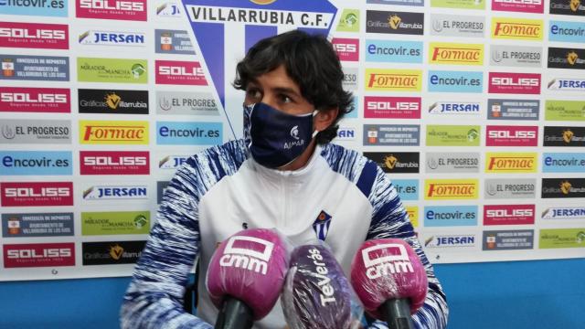 Javi Sánchez en su etapa como entrenador del Villarrubia.