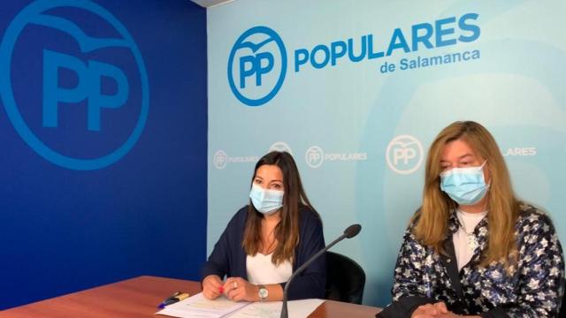 Rosa Esteban y Carmen Sánchez Bellota comparecen ante los periodistas