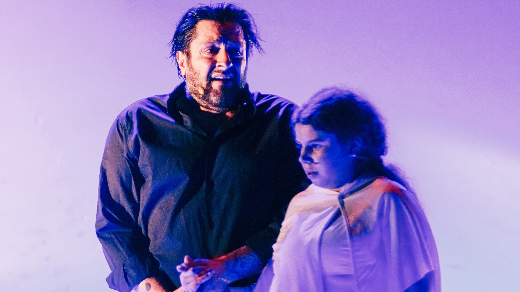 Carla Vigo junto a Rafael Amargo en una escena de 'Yerma'.