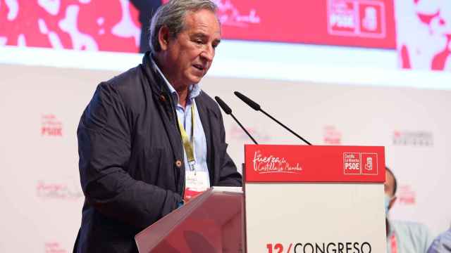 Sindicatos y patronal alaban la apuesta por el diálogo social en el Congreso Regional del PSOE
