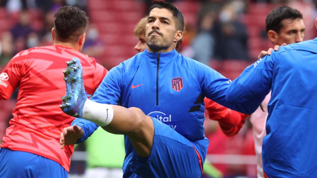 Luis Suárez en el calentamiento del Atlético