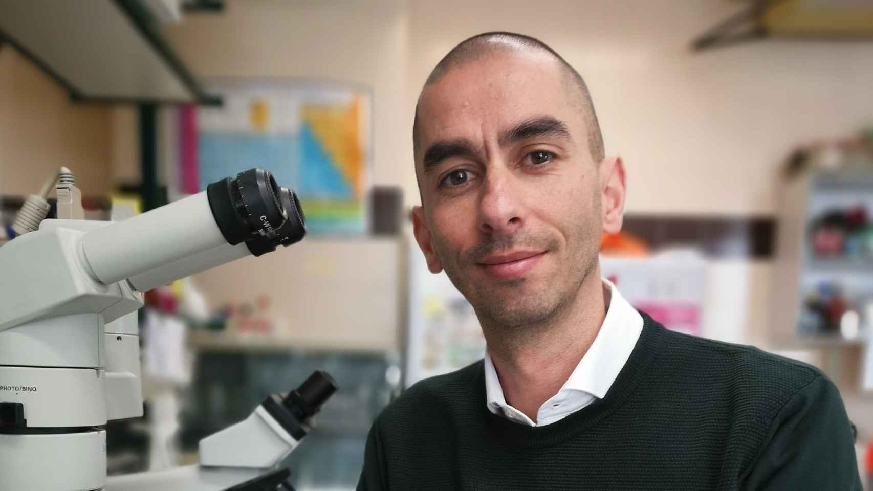 Raúl Rivas González es catedrático de Microbiología de la Universidad de Salamanca