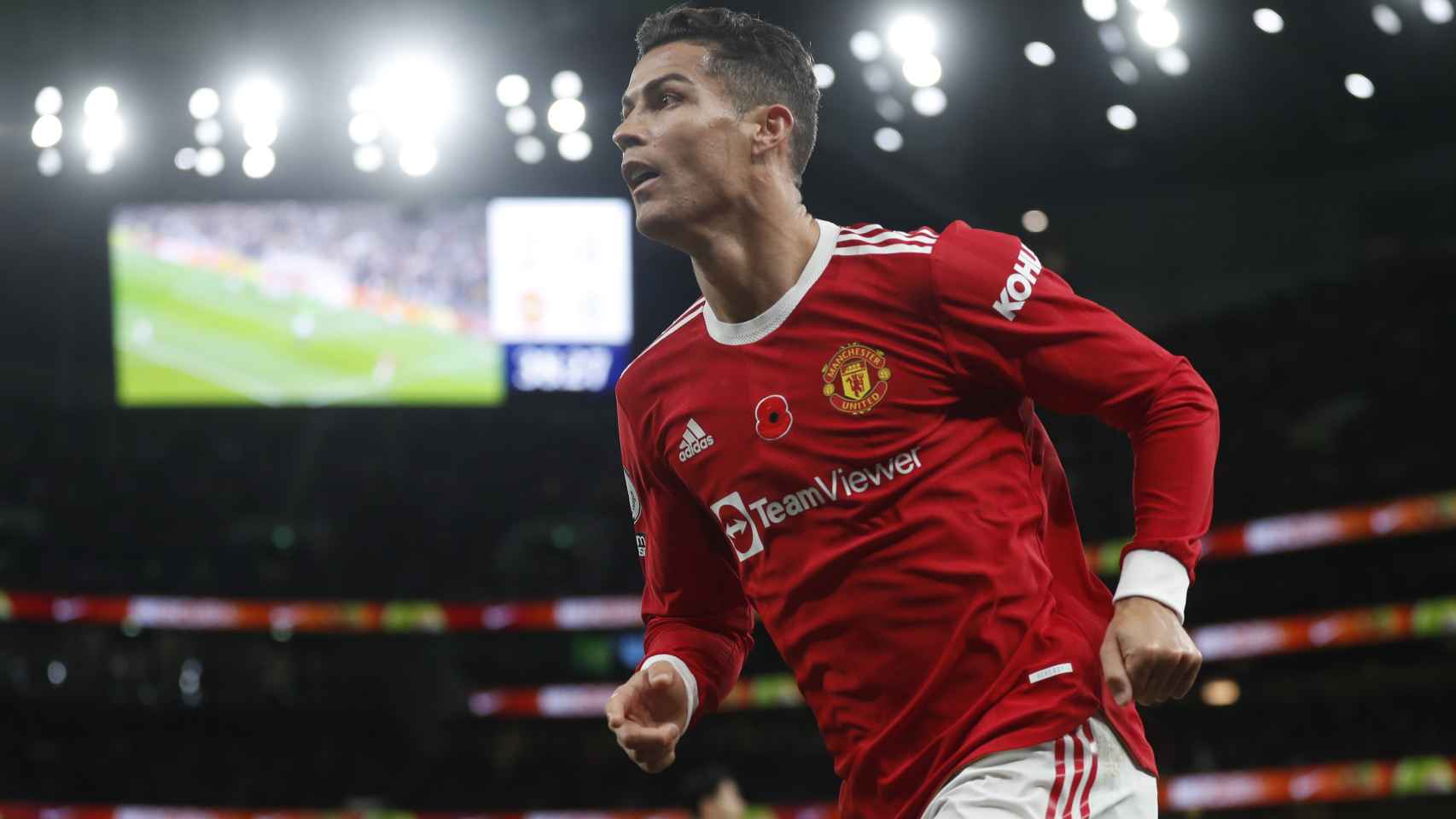 Cristiano Ronaldo celebra un gol con el Manchester United ante el Tottenham
