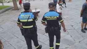 Dos policías locales de Salamanca.