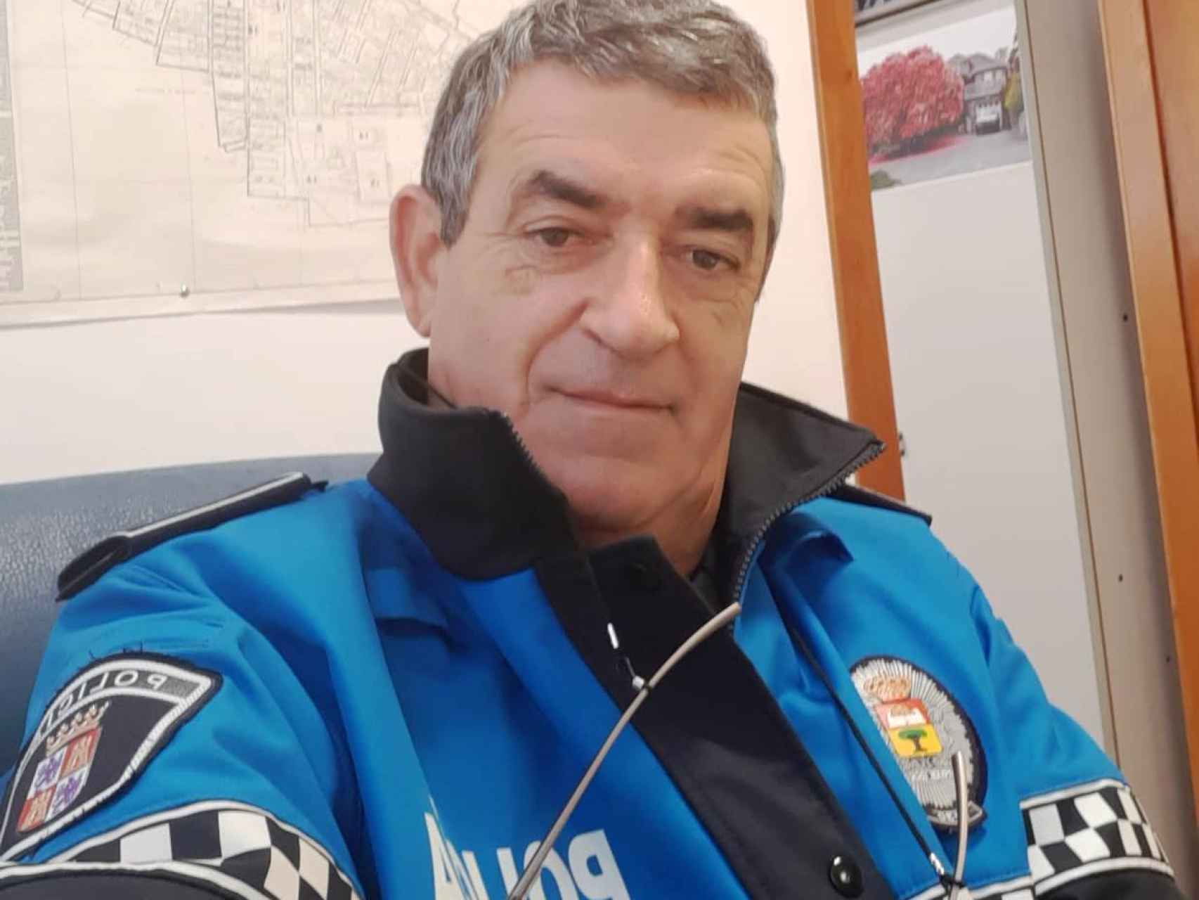 El policía local de Pedrajas Julio César Merino