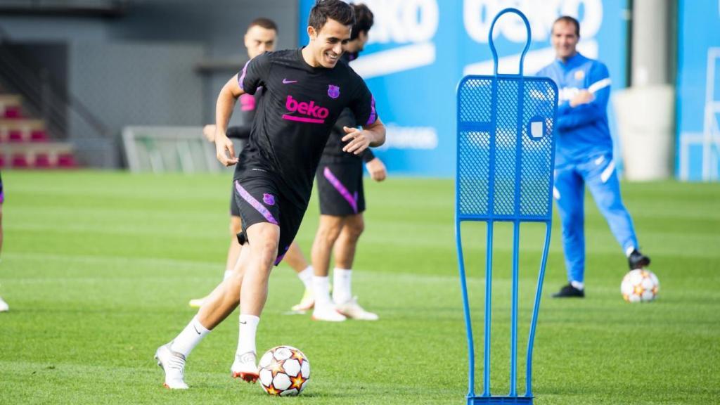 Eric García en un entrenamiento con el Barça