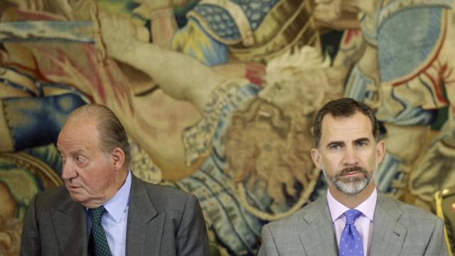 Juan Carlos I y Felipe VI.