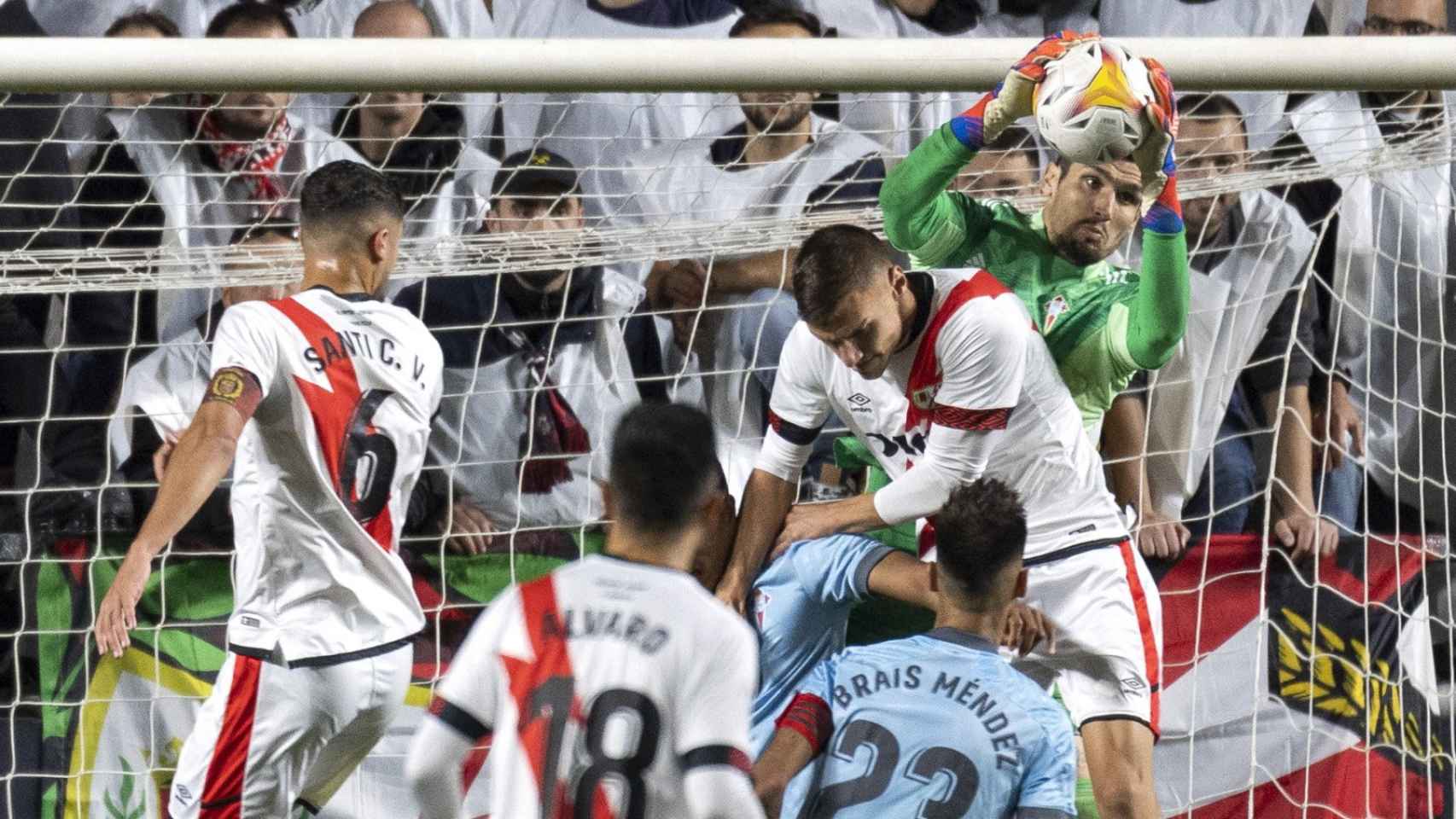 Matías Dituro volvió a salvar al Celta ante el Rayo