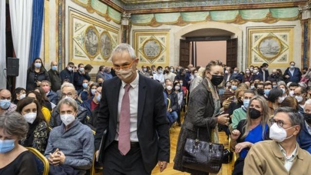 ICAL . El rector de la Usal, Ricardo Rivero, presentó esta tarde su candidatura para ocupar otros cuatro años su actual puesto.