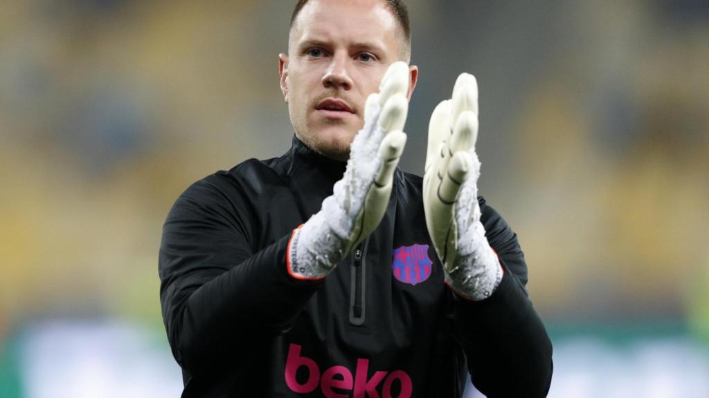 Ter Stegen, durante el calentamiento del Barça