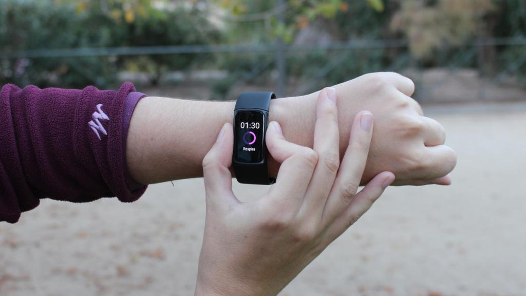 Fitbit Charge 5