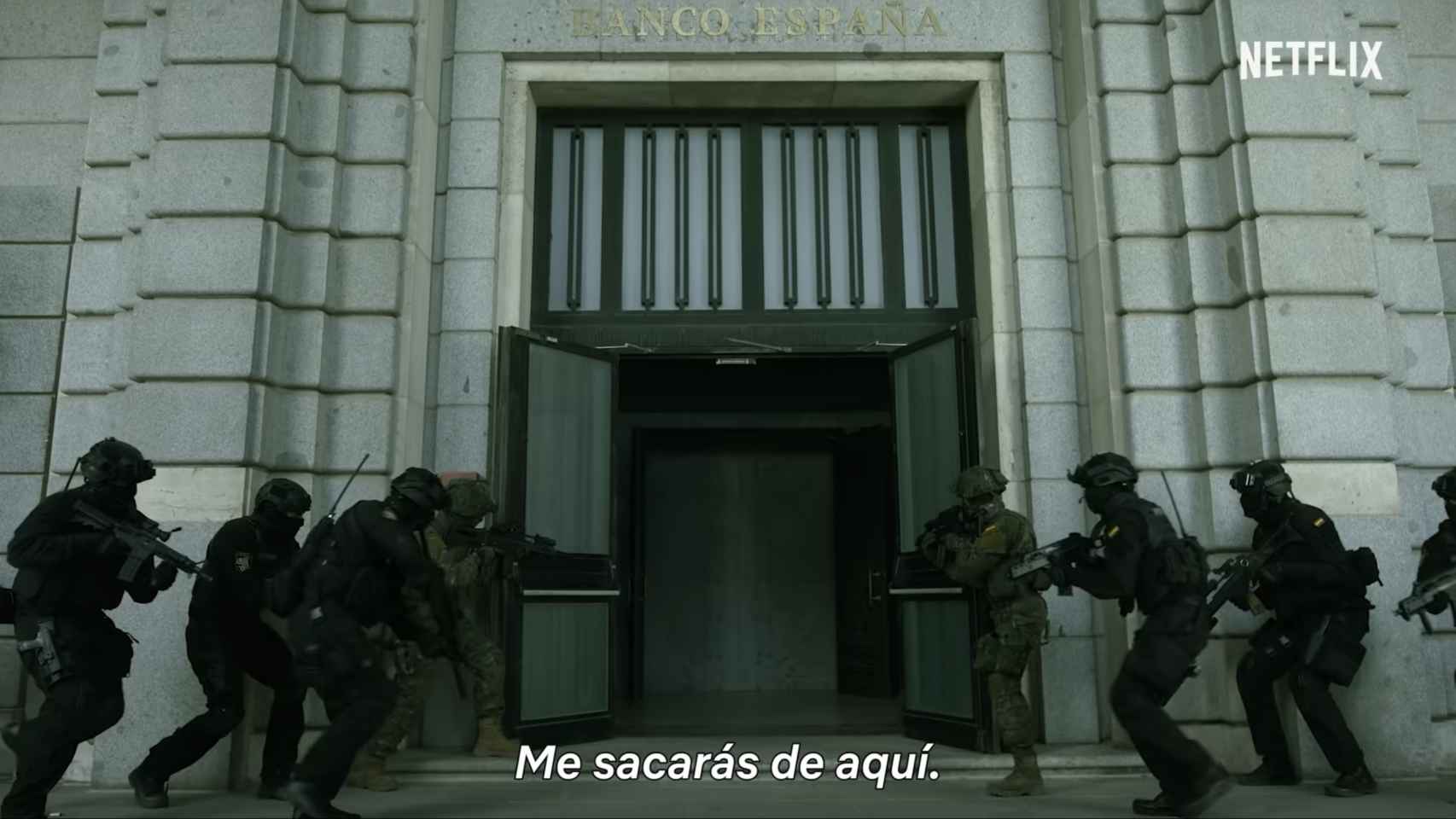 El ejército y la policía en una de las secuencias de la serie.