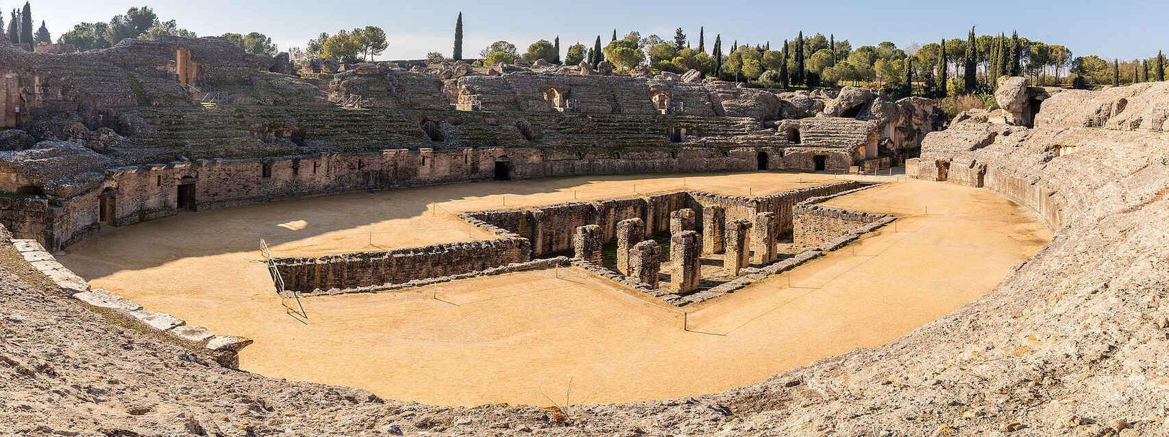 Itálica (Santiponce, Sevilla) - Ruinas de Pozo Dragón.