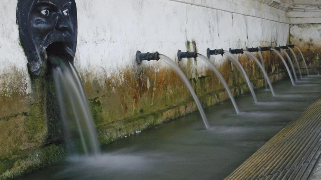 Fuente de los 30 Caños.