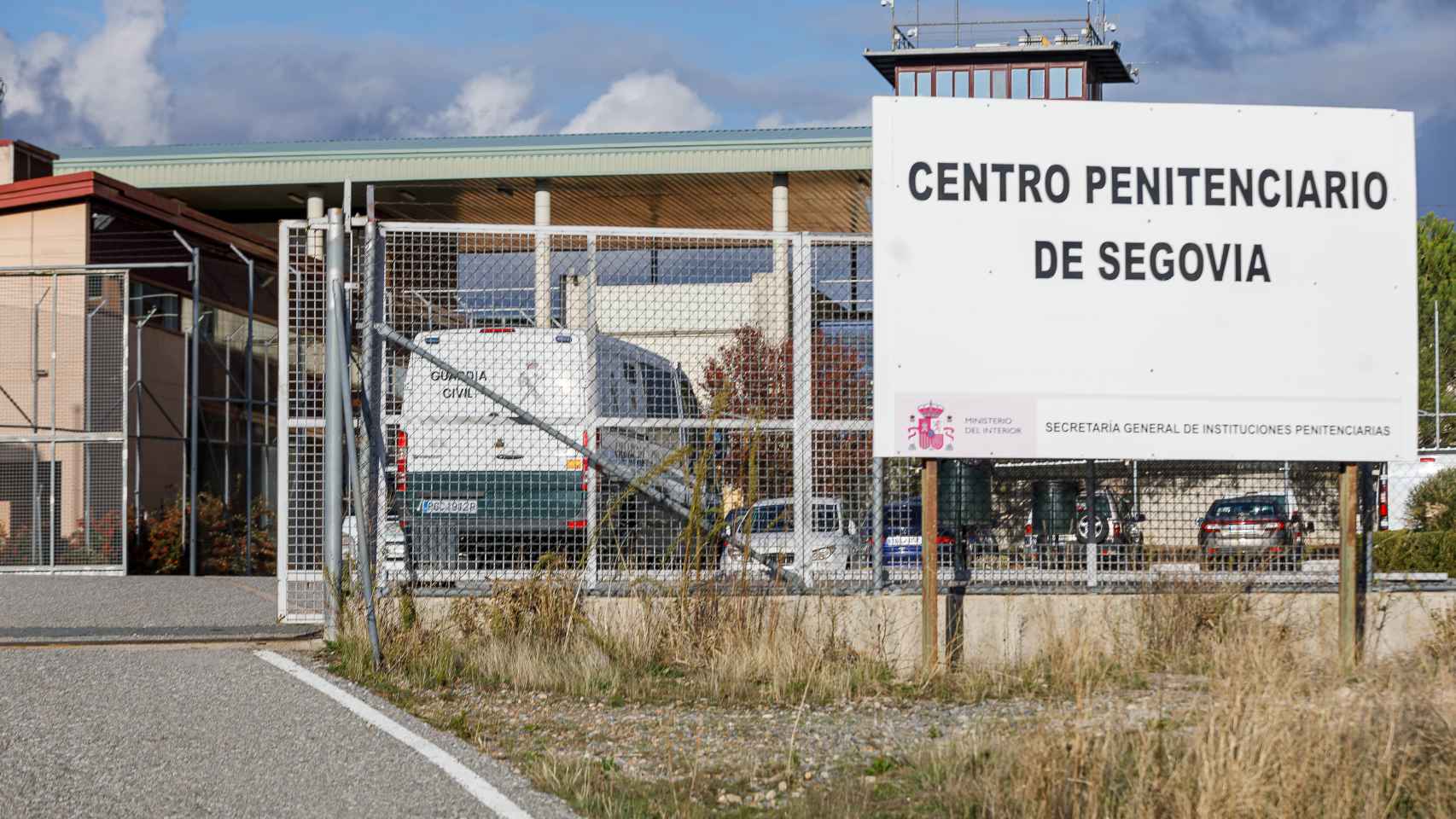 Entrada del furgón a la prisión de Segovia