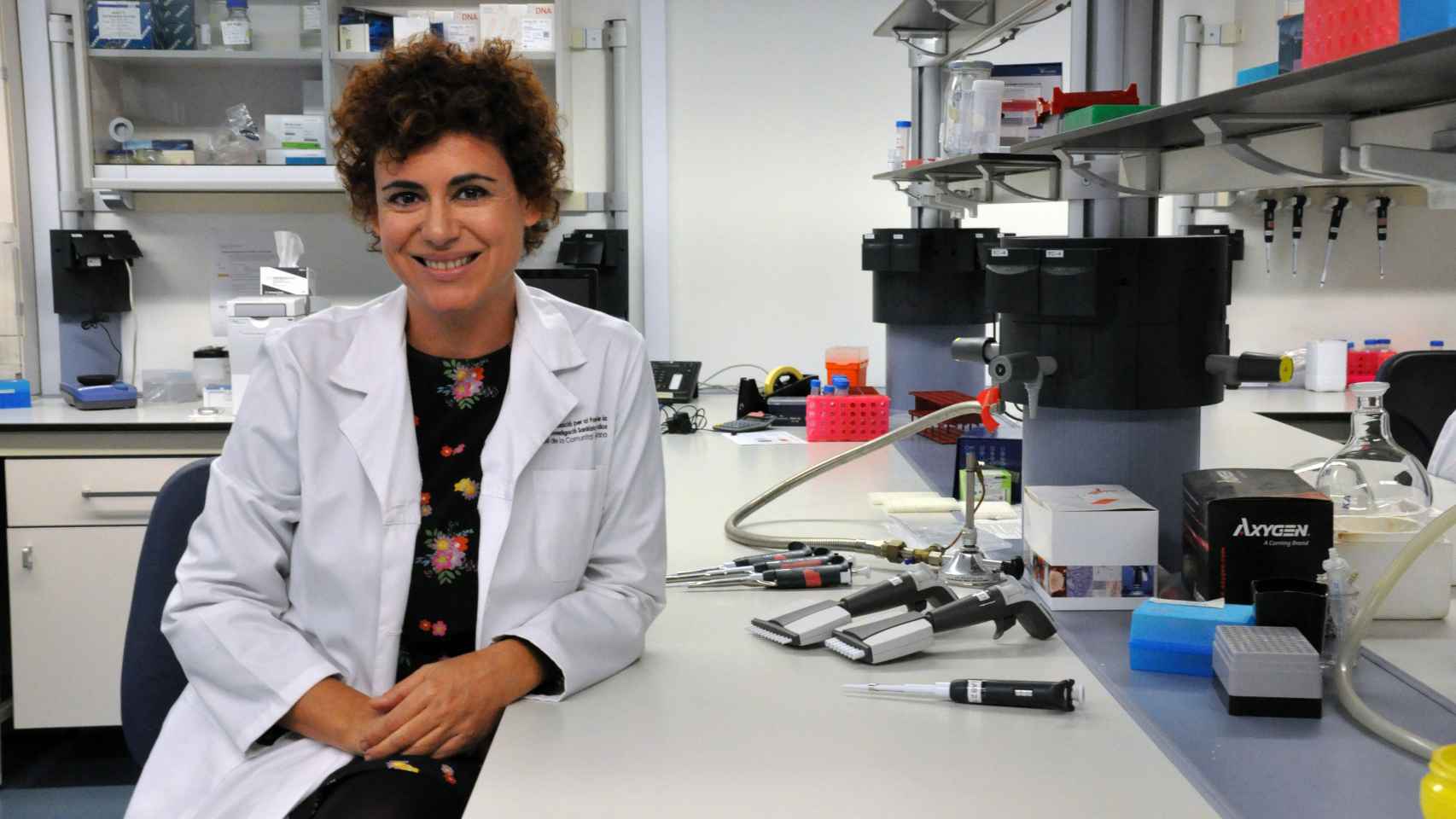 Ana Peiró es doctora en medicina, farmacóloga clínica, antropóloga y actriz.