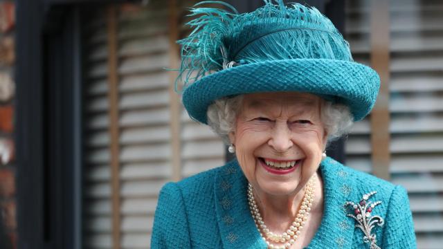 La reina Isabel durante un acto en Manchester.