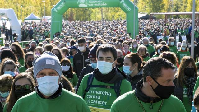 Marcha contra el cáncer en Salamanca. Fotografía:  Jesús Formigo /ICAL