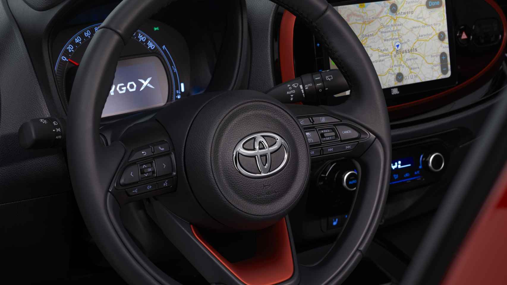 Toyota Aygo X Cross: así será el coche más 'barato' de Toyota para 2022