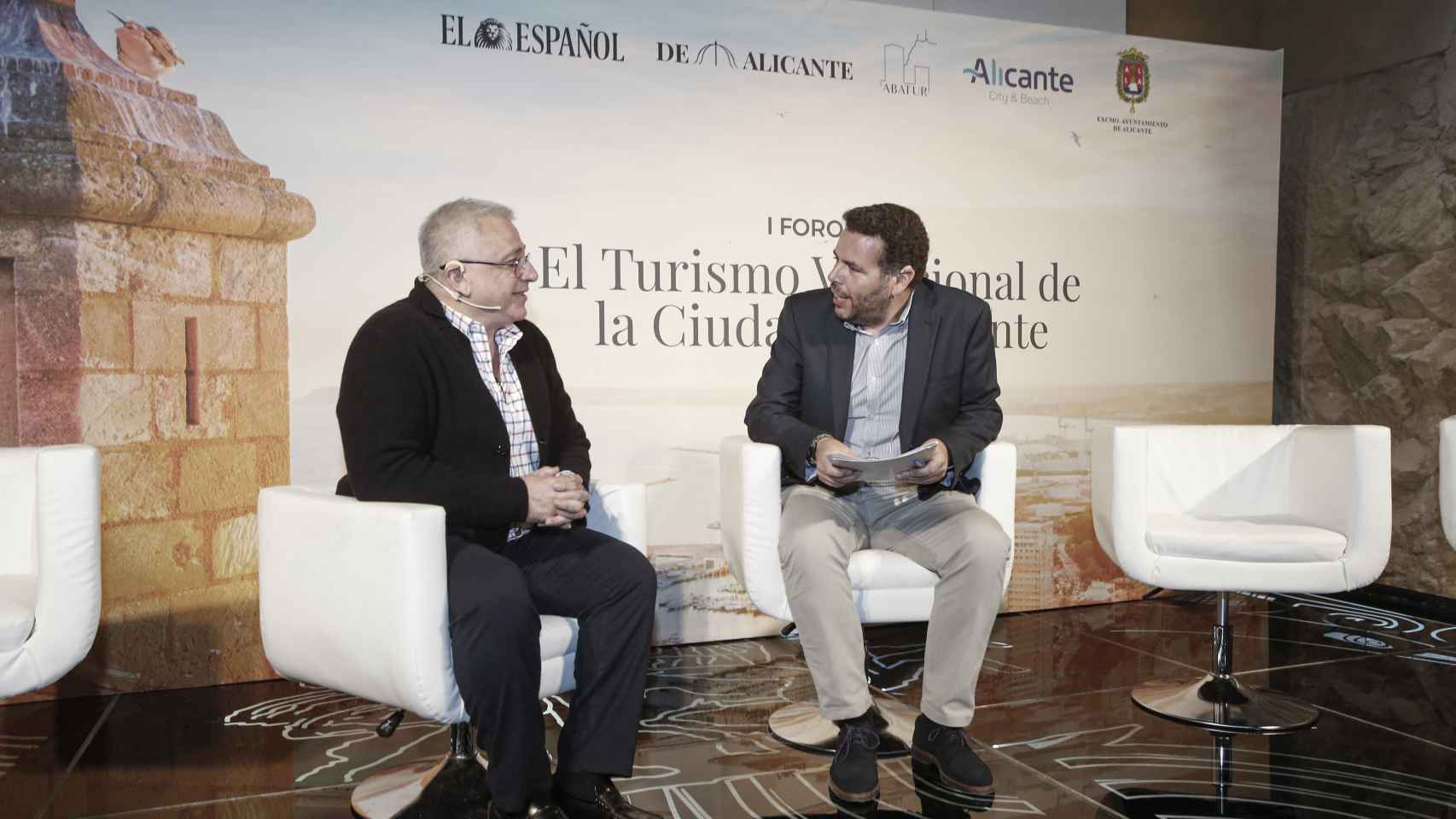 Antonio Manresa, concejal de Cultura de Alicante, ha clausurado el Foro.  Iván Villarejo