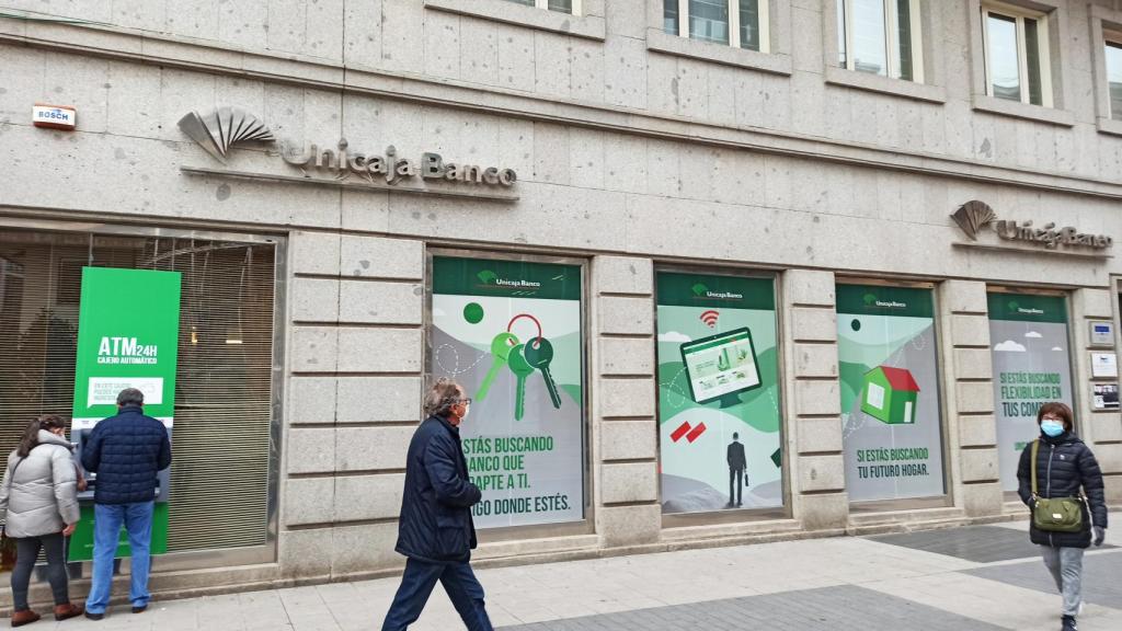 El ERE de Unicaja afecta a 401 trabajadores  y el cierre de 80 oficinas en Castilla y León.