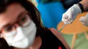 Ya son más de 37 millones las personas vacunadas de la Covid en España.