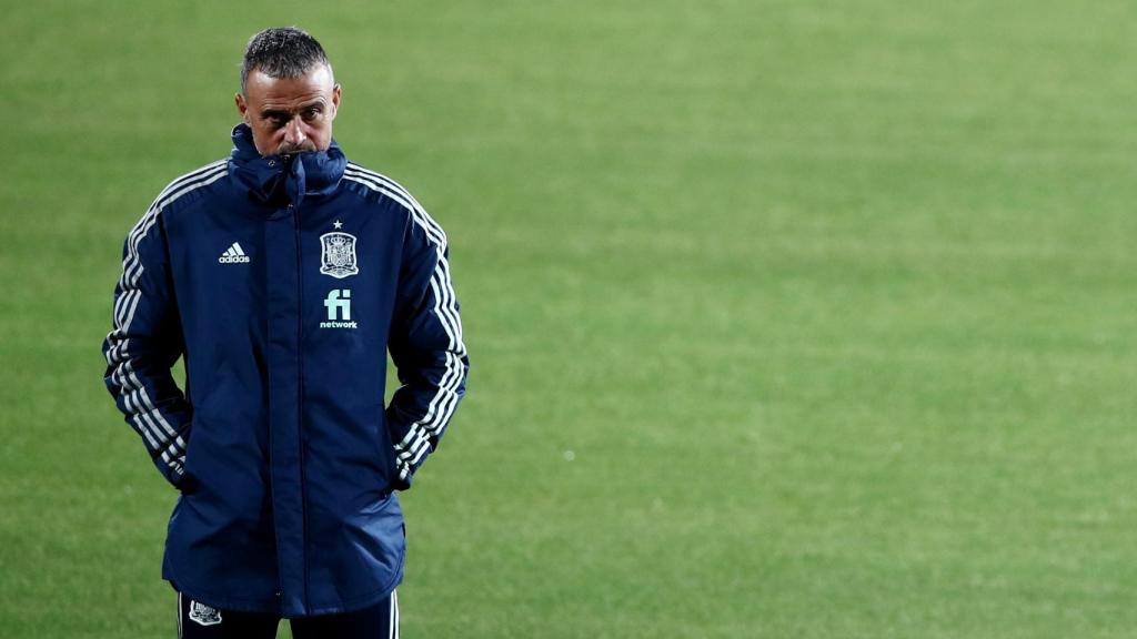 Luis Enrique, durante el último entrenamiento de la Selección antes del partido frente a Grecia