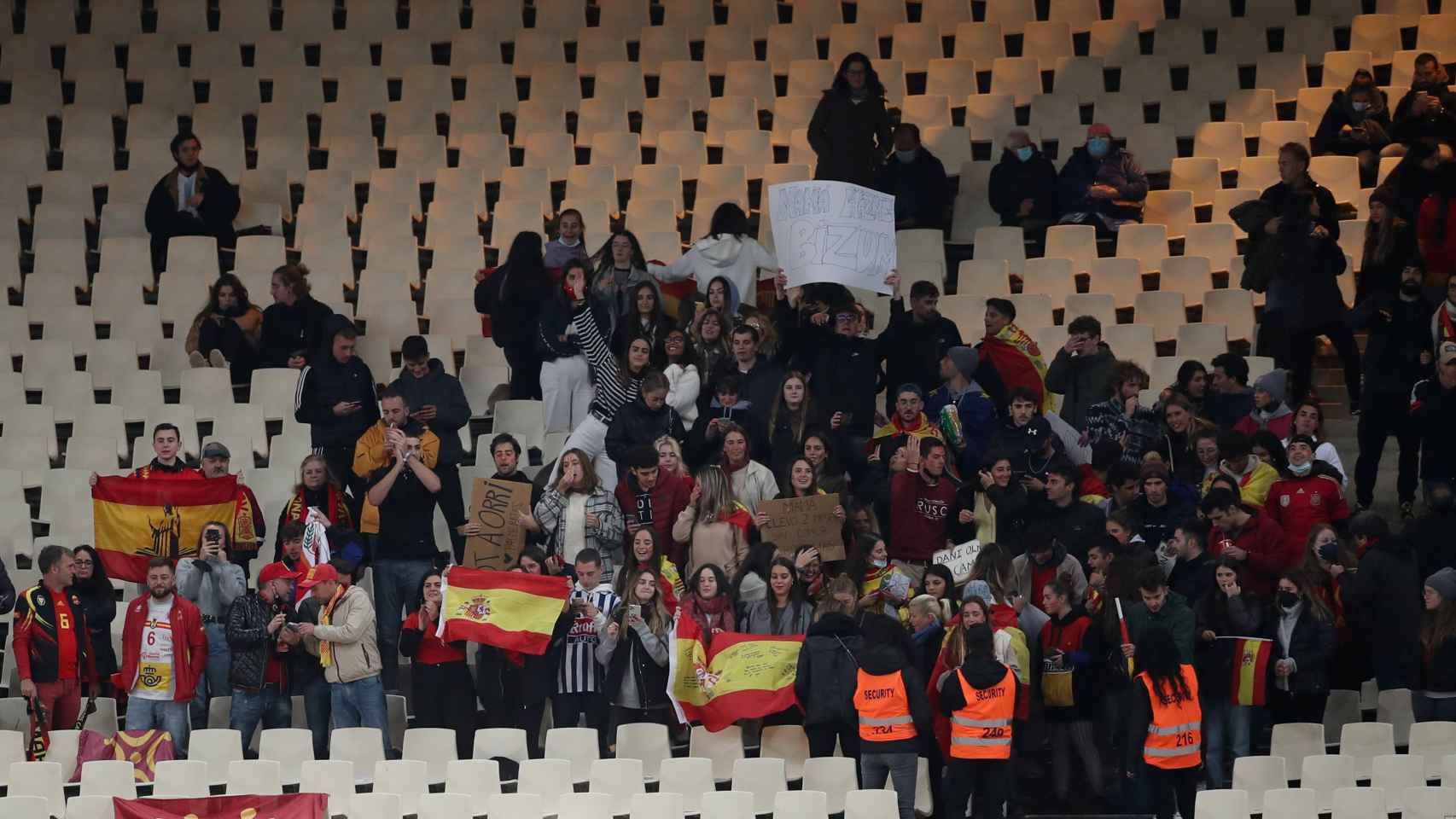 Aficionados españoles en el Estadio Olímpico de Atenas