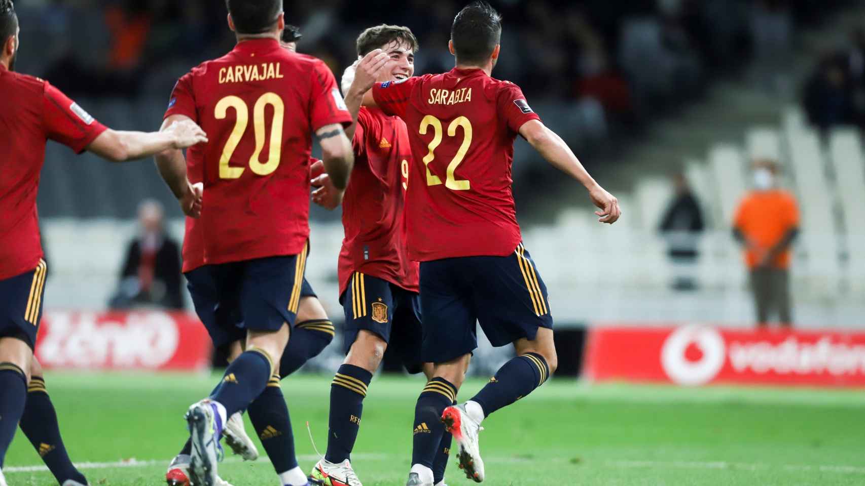 Pablo Sarabia celebra el gol ante Grecia