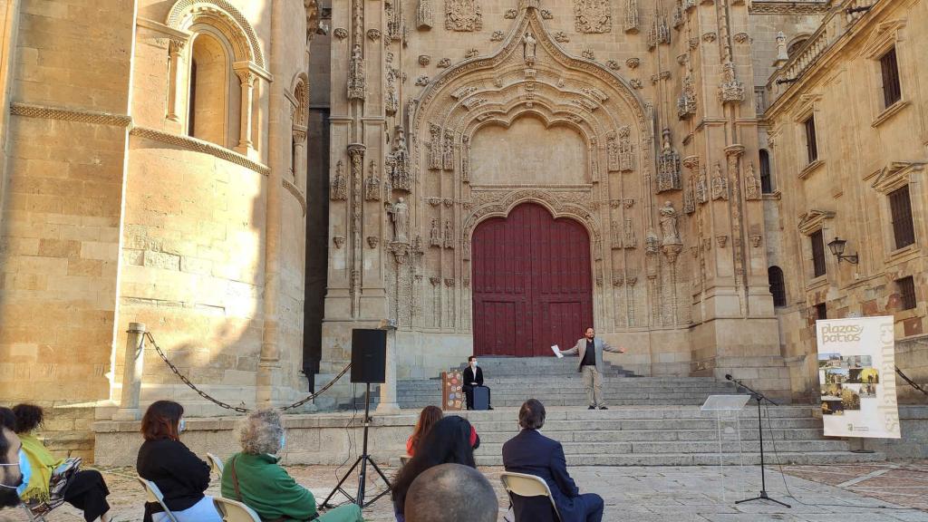 Imagen de archivo de una representación del programa 'Salamanca Plazas y Patios' en el Patio Chico