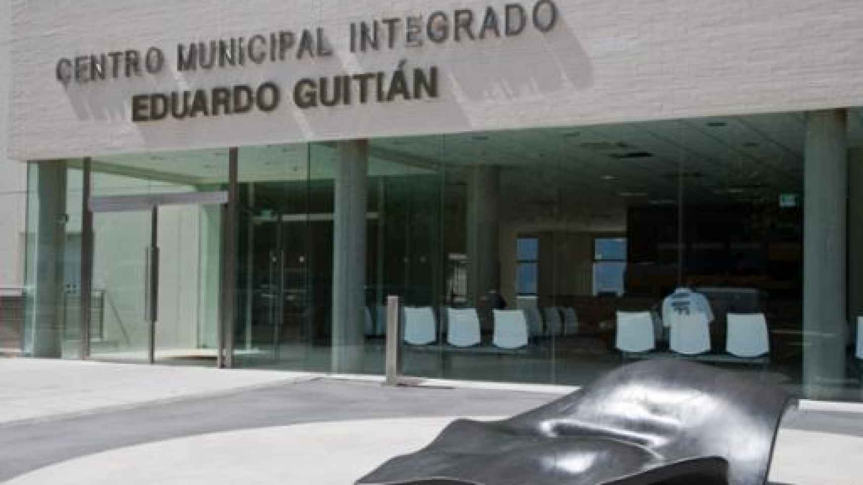 La trabajadora ha fallecido en el Centro Municipal Integrado 'Eduardo Guitián' de Guadalajara.