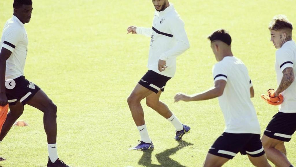 Hicham, durante el entrenamiento del Málaga CF.