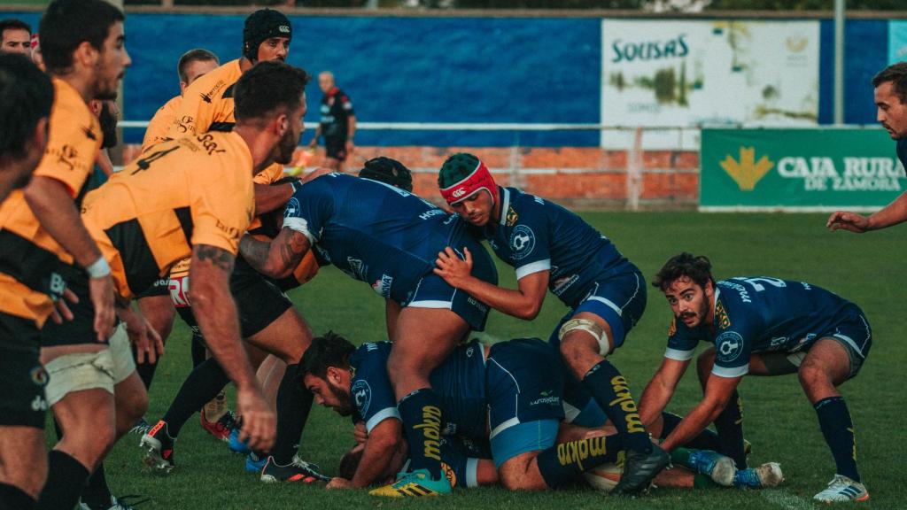 Derbi regional en rugby. Fotografía: VRAC