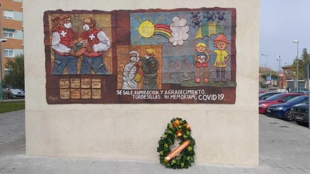 Mural en homenaje a los héroes de la pandemia en Tordesillas