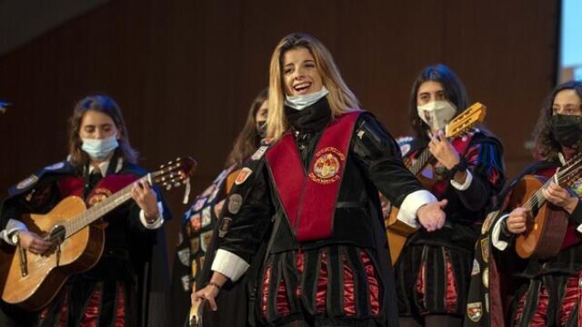 La tuna femenina de la Universidad de Salamanca