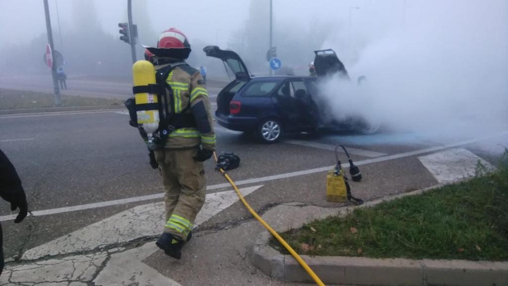 Imágenes de la actuación de los Bomberos