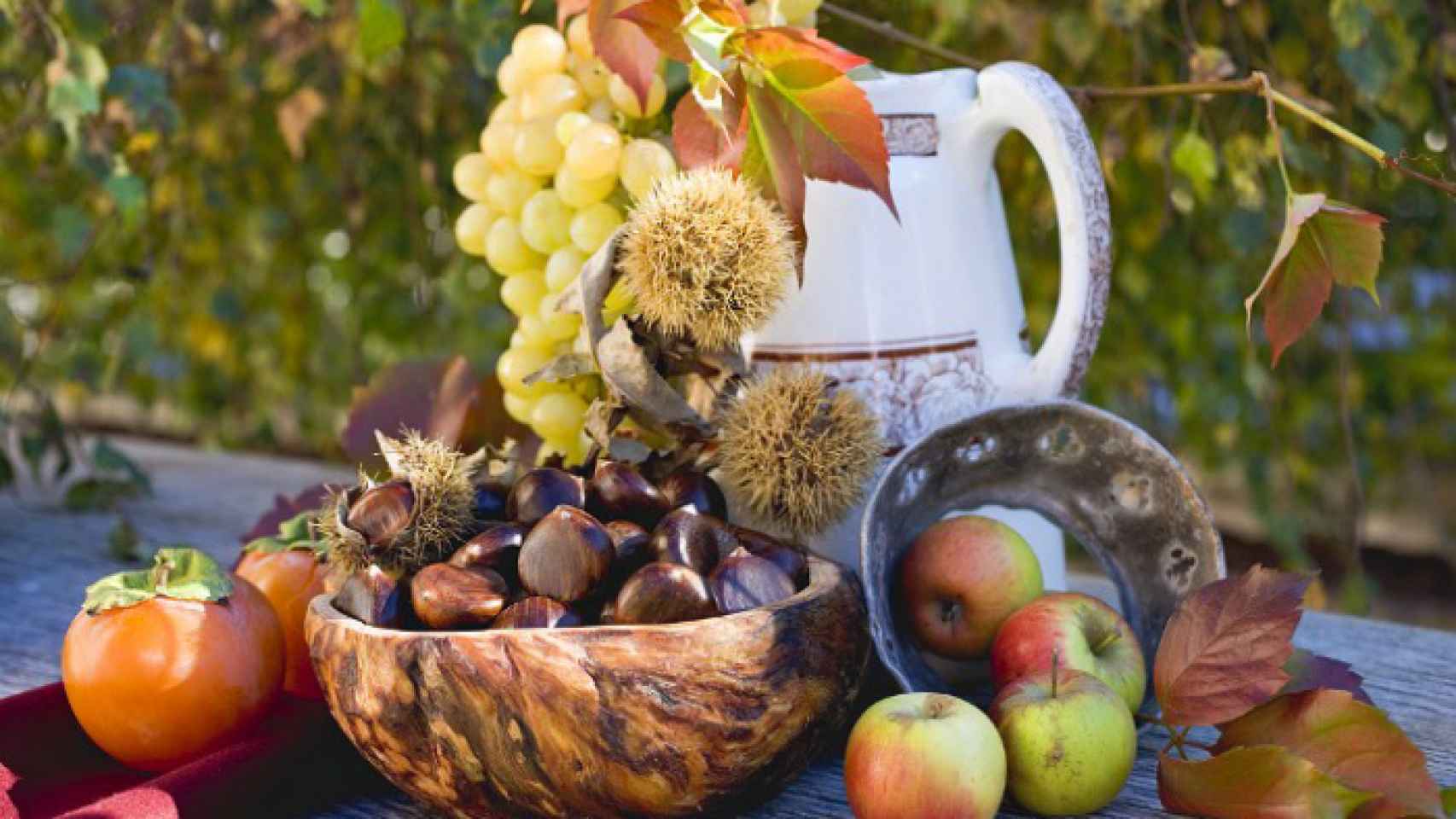 Las frutas de temporada del otoño.