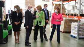 Manuel Lanza durante una visita de la reina Sofía al Banco de Alimentos de Toledo en septiembre de 2020.