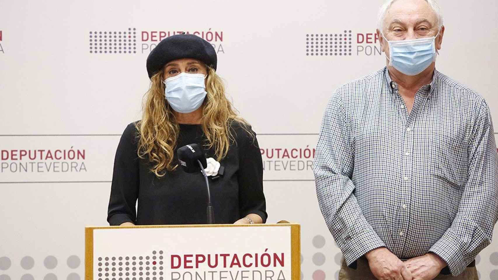 La presidenta de la Diputación de Pontevedra, Carmela Silva, y el vicepresidente, César Mosquera.