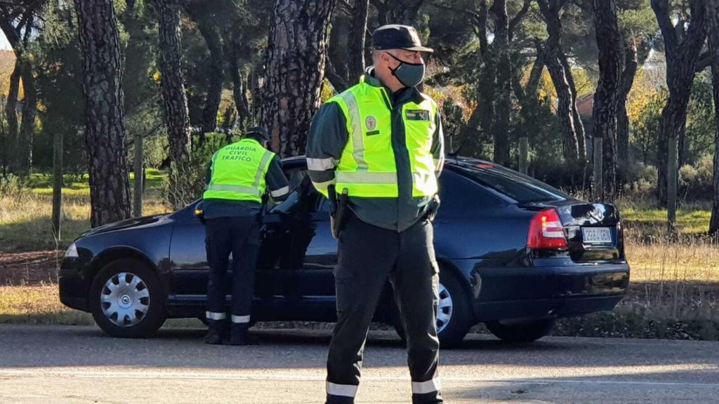 La campaña de vigilancia del móvil al volante durará hasta el 21 de noviembre