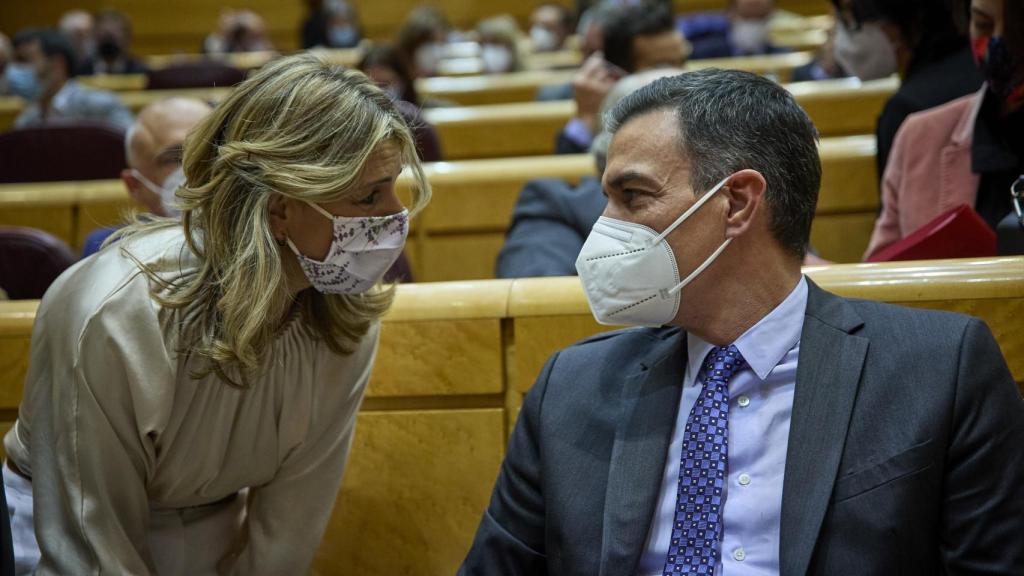 El presidente del Gobierno, Pedro Sánchez, y la vicepresidenta, Yolanda Díaz.