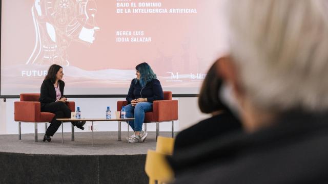 Nerea Luis e Idoia Salazar, en las II Jornadas de Tecnociencia 'Futuron'