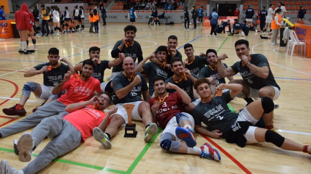 Equipo de voleibol masculino de la Universidad de Castilla-La Mancha (UCLM)