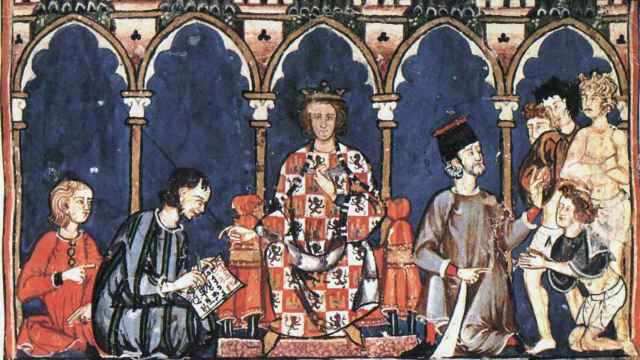 Alfonso X y su corte en una ilustración del 'Libro de los Juegos'.