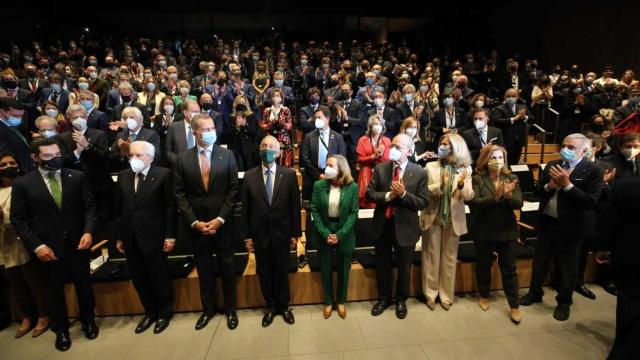 Autoridades e invitados a la cumbre Cotec de Málaga.