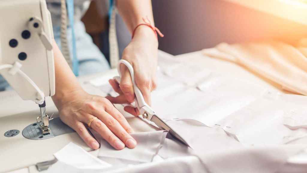máquina de coser costura moda